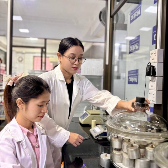 laboratory-31-540x540.jpg