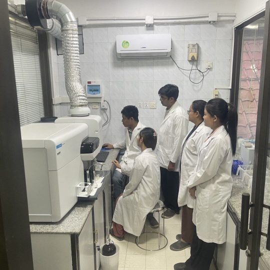 laboratory-5-540x540.jpg